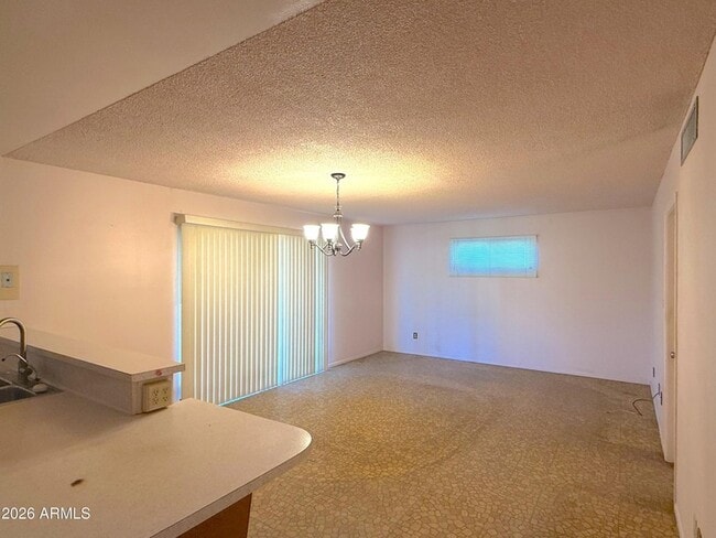 Building Photo - 314 E Malibu Dr