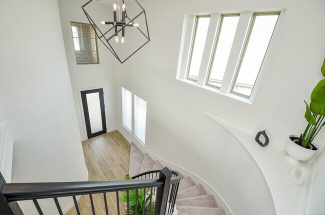 Building Photo - 10574 Cecilia Star Ln