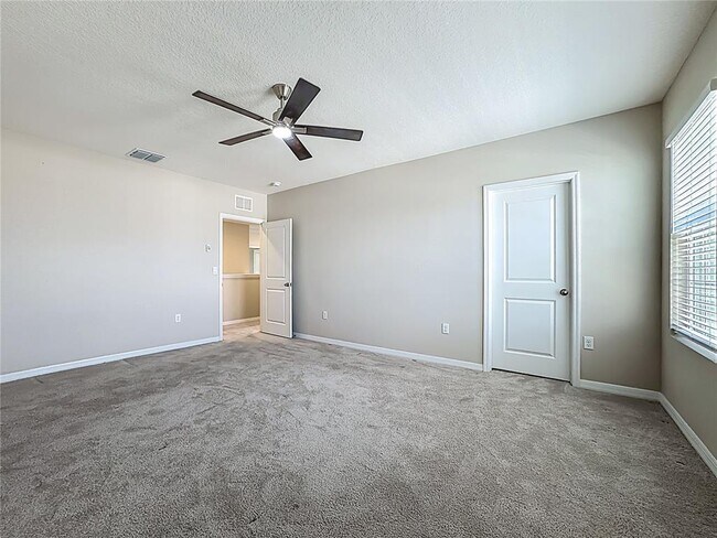 Building Photo - 13071 Brookside Moss Dr