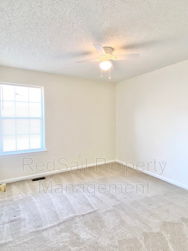 Building Photo - 129 Watson Dr