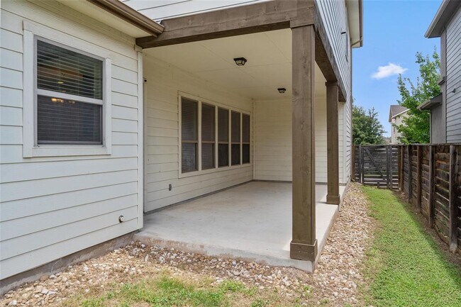 Building Photo - 6907 Idea Rd
