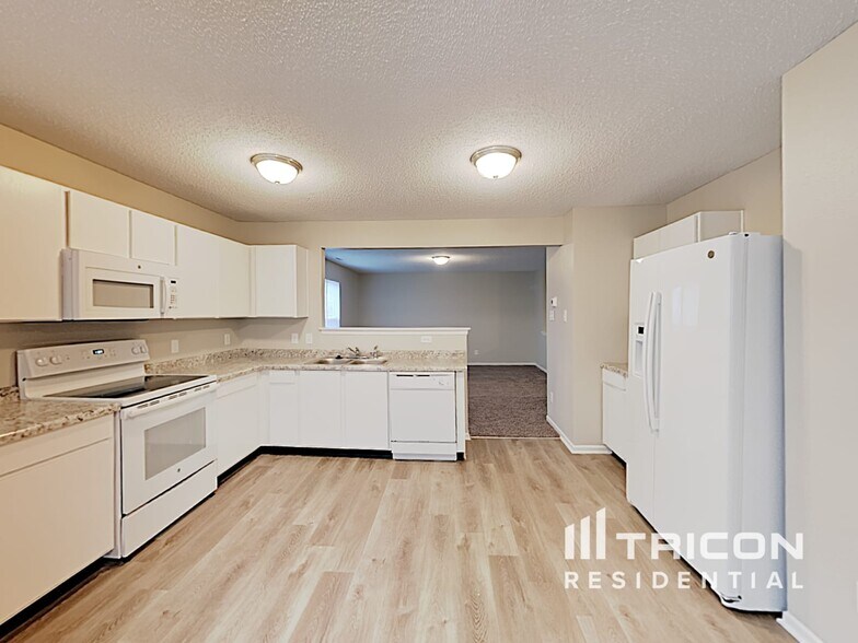 Building Photo - 960 Brookhaven Dr