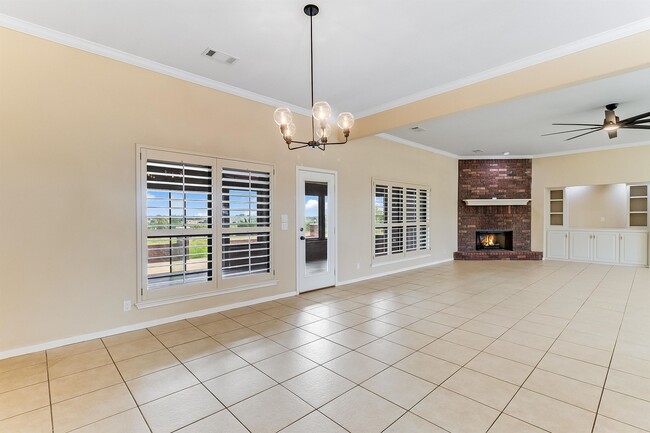 Building Photo - 8321 Co Rd 200