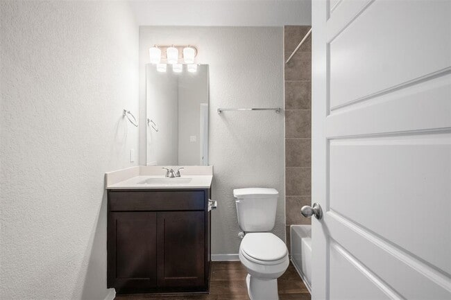 Building Photo - 217 Spiny Lizard Ln