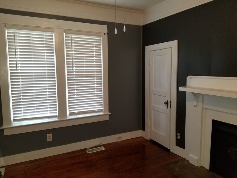 Building Photo - 1208 Frisco St