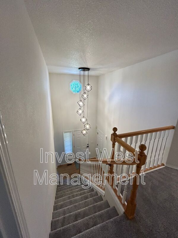 Building Photo - 4015 SE 170th Ct