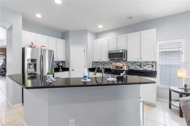 Building Photo - 3009 Banyan Hill Ln