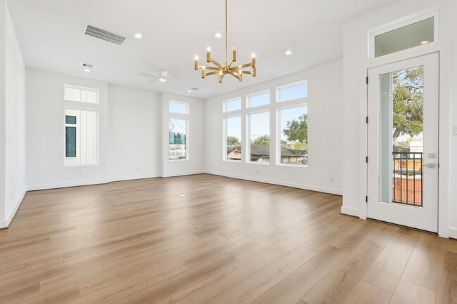 Building Photo - 3830 Wilmer St