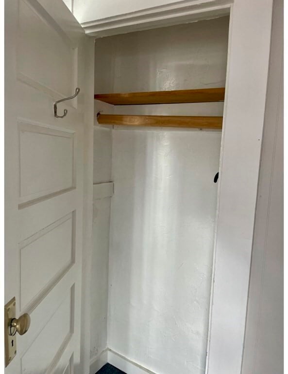 Building Photo - 266 W 6th St