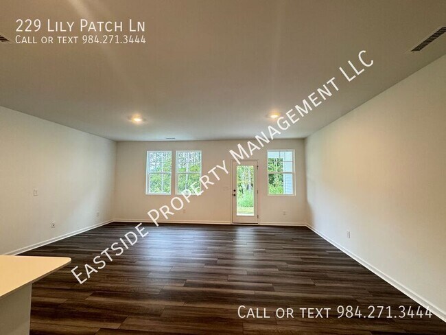 Building Photo - 229 Lily Patch Ln