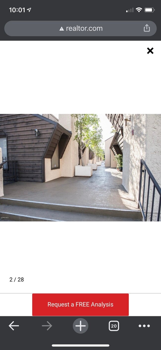 Building Photo - 15050 Sherman Way