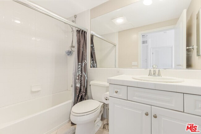 Building Photo - 13031 Villosa Pl