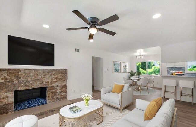 Building Photo - 117 Avenida Algodon