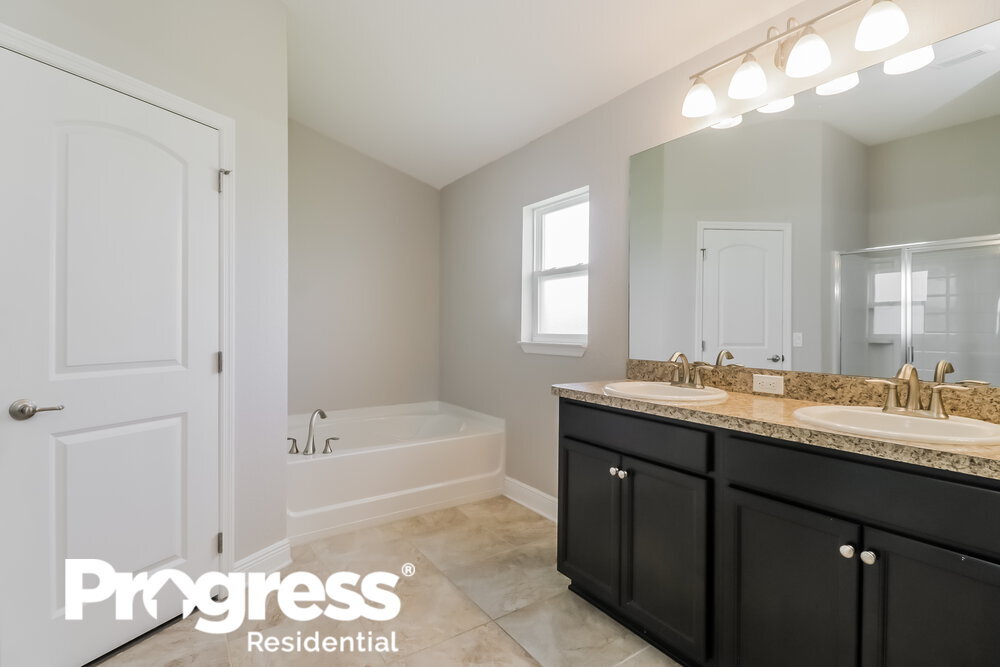 Building Photo - 7083 Lamium Ct