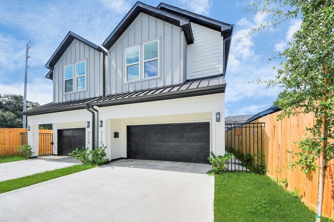 Building Photo - 3118 Wentworth St