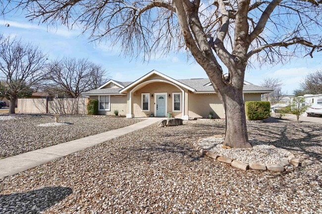 Building Photo - 308 Boulder Ridge Dr