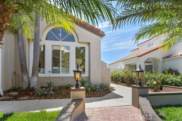 Building Photo - 1008 Calle Venezia