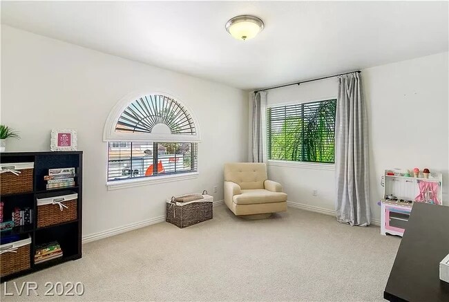 Building Photo - 7777 Willow Cove Cir