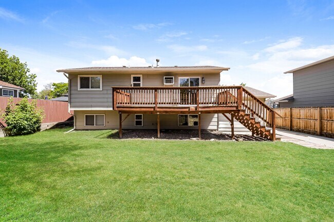 Building Photo - Hidden 3 bed/ 2 bath Gem in Morrison