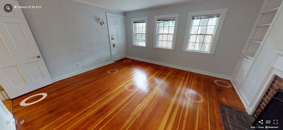 Building Photo - 40 Gibson St