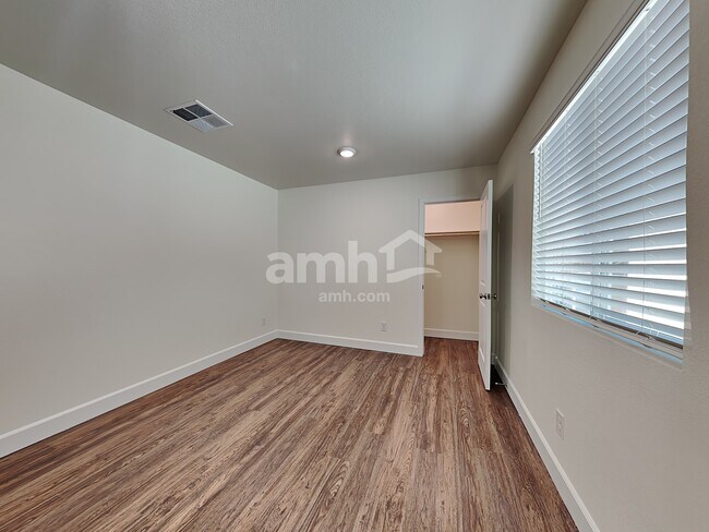 Building Photo - 6139 Theodore St