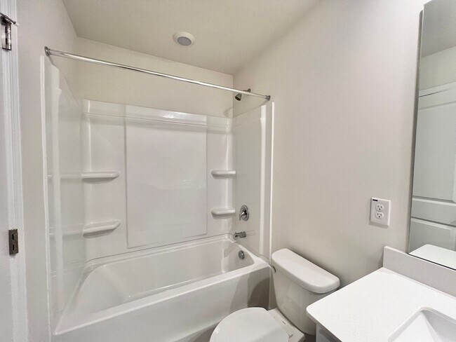 Building Photo - **OFFERING WAIVED APPLICATION FEES & $200 ...