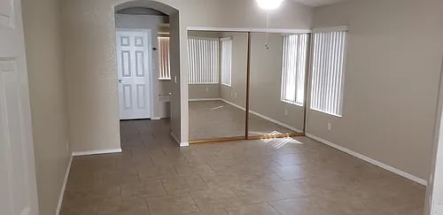 Building Photo - 11009 W Crimson Ln