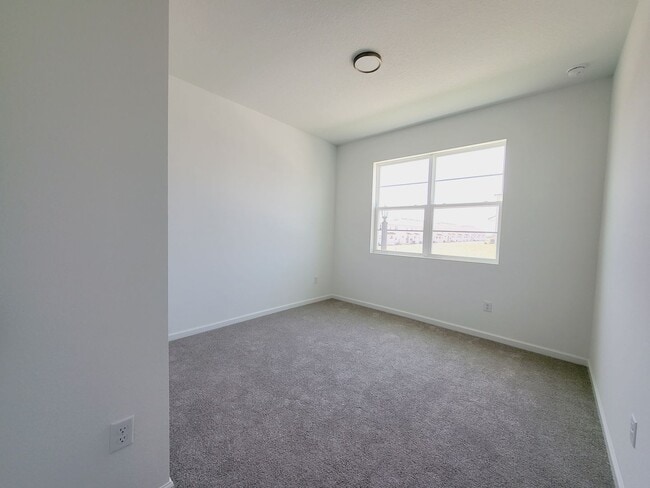 Building Photo - Kissimmee 5 Bedroom/3 Baths Home For Rent in 34747