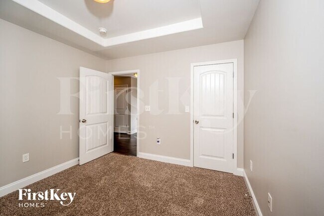 Building Photo - 281 Crisfield Cir