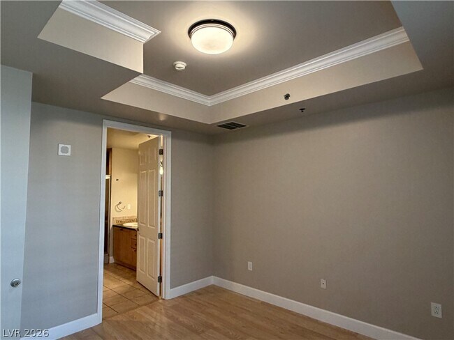 Building Photo - 2455 W Serene Ave