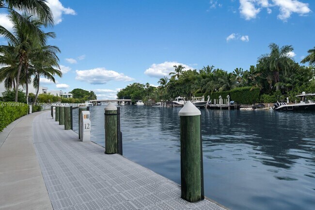 Building Photo - 4701 Meridian Ave