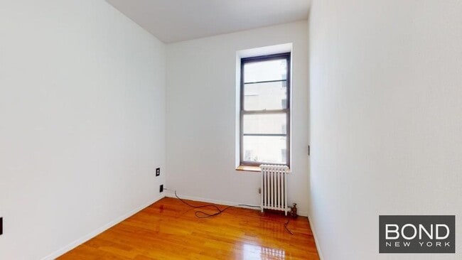 Building Photo - 214 First Avenue