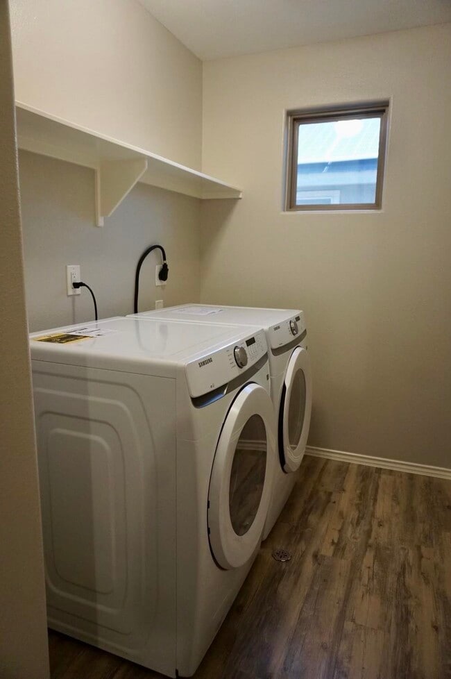 Building Photo - 4307 Regina Dr