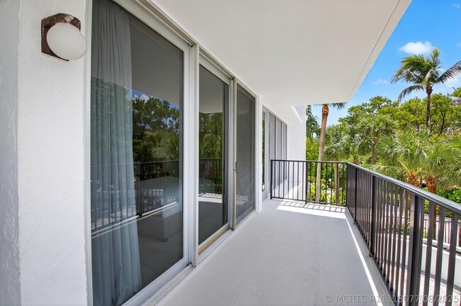 Building Photo - 4750 S Ocean Blvd
