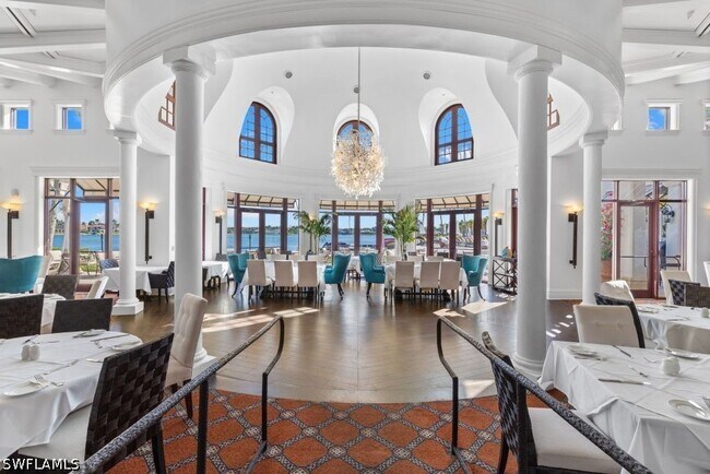 Building Photo - 10731 Mirasol Dr