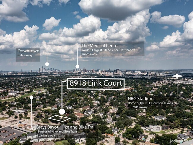 Building Photo - 8918 Link Ct