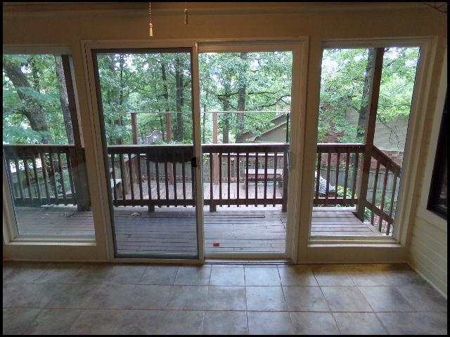 Building Photo - 14 Woodlore Cir