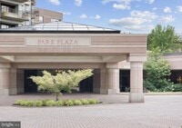 Building Photo - 1100 Lovering Ave