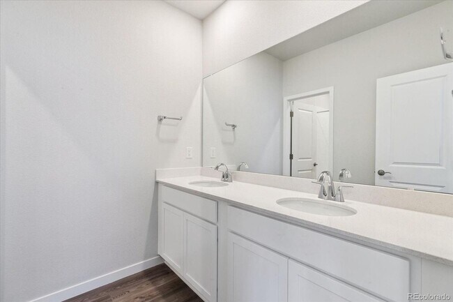 Building Photo - 13829 Deertrack Ln