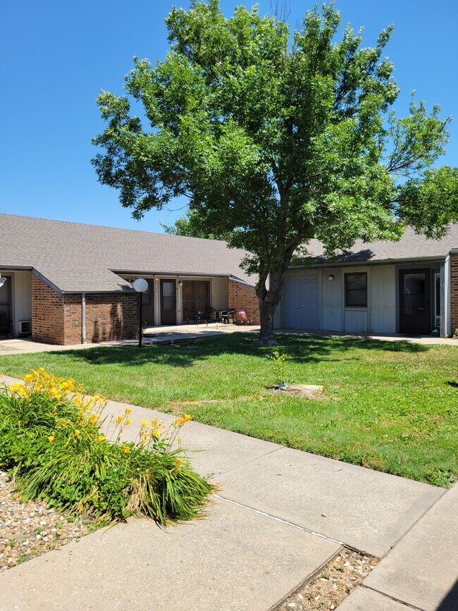 Building Photo - Enterprise Estates