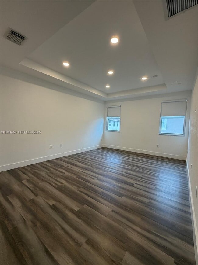 Building Photo - 8415 NW 108th Pl