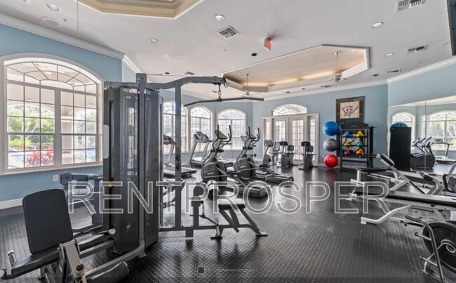 Building Photo - 3379 S Kirkman Rd