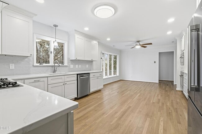 Building Photo - 1504 Homestead Rd