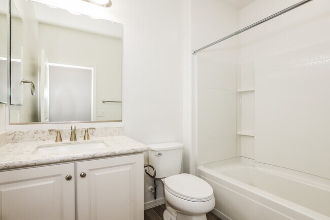 Building Photo - 12631 W Junipero Ct