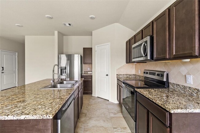 Building Photo - 117 Blanco Dr