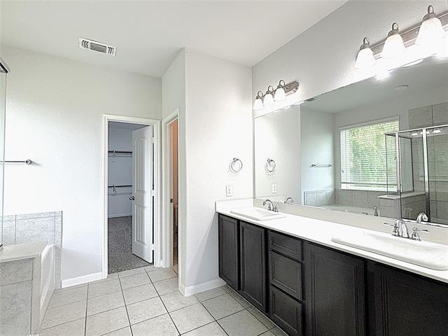Building Photo - 9470 Smoke Tree Dr