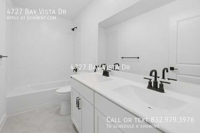 Building Photo - 4727 Bay Vista Dr