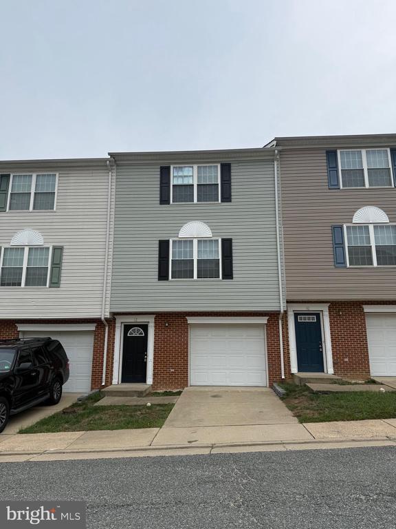 Building Photo - 10 Belladonna Ln