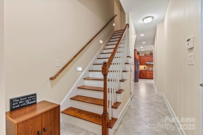 Building Photo - 2369 Stardust Ct