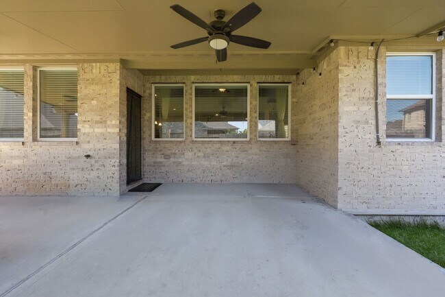 Building Photo - 2809 Andante Green Dr